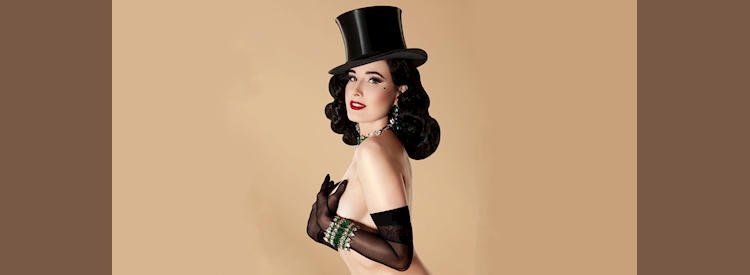 Dita Von Teese: Glamonatrix